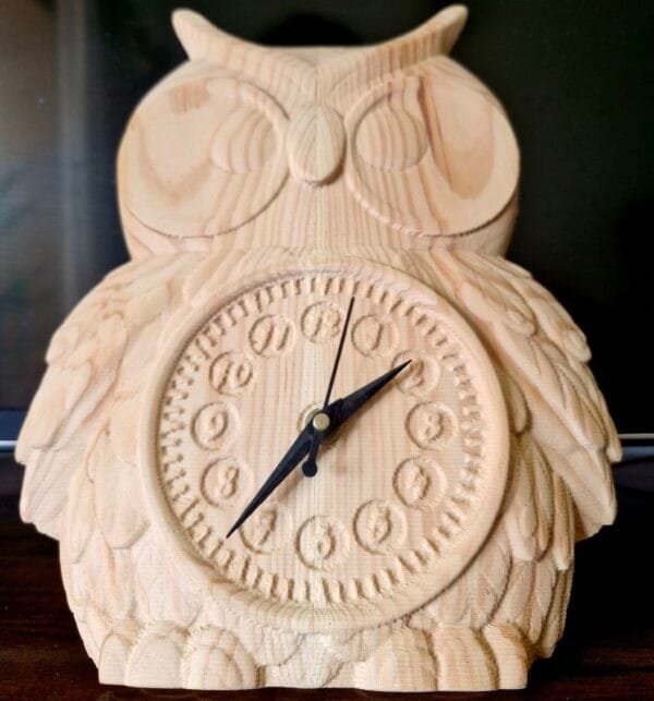 Vintage Wooden Owl Wall Clock – Symbol of wisdom and protection