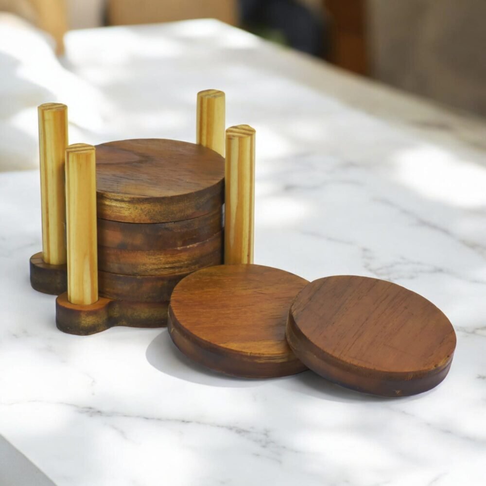 Wooden Kitchen Organiser Enhances Home Decor